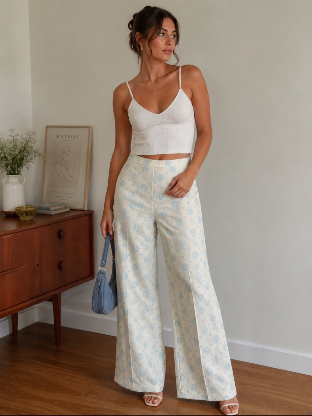 Lady Wrangler Sportswear | Vintage Daisys Wide Leg Floral Pants - Cream & Blue